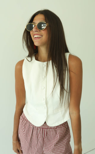 crisp confidence vest
