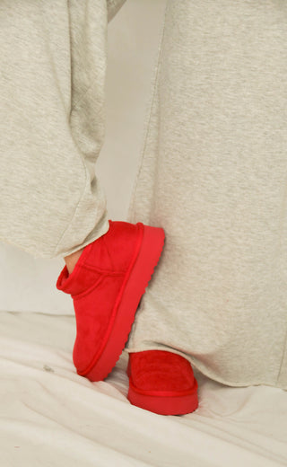 matisse: breckenridge platform boot - red