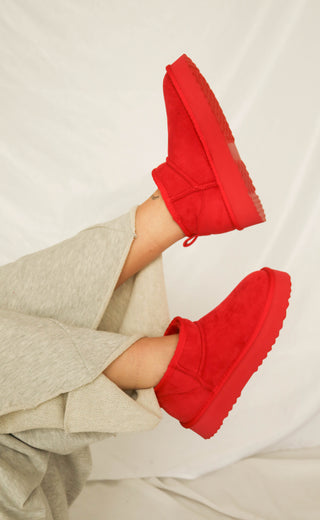 matisse: breckenridge platform boot - red