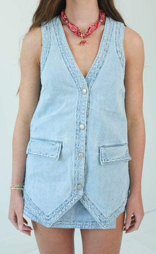 show me your mumu: wyatt vest - twister blue