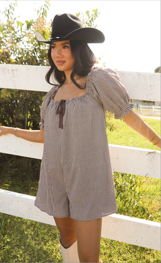 check please puff sleeve gingham romper - brown