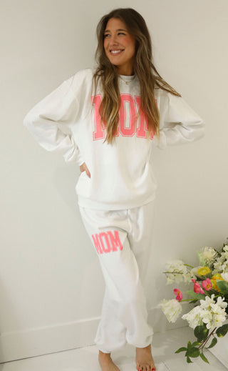 friday + saturday: classic mom sweatpants -  pink