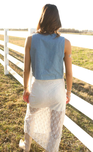 walk away lace maxi skirt