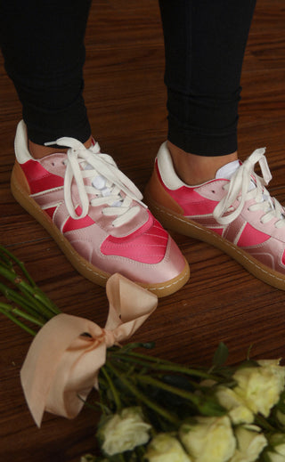 mia: vesta sneaker - pink