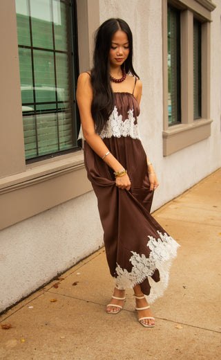 show me your mumu: emmylou maxi dress - chocolate satin
