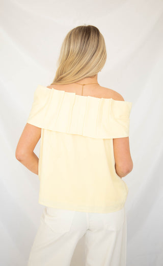thrill me off the shoulder top