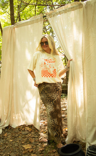friday + saturday: trick or treat tee