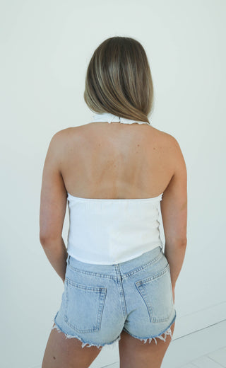 win runs out halter top