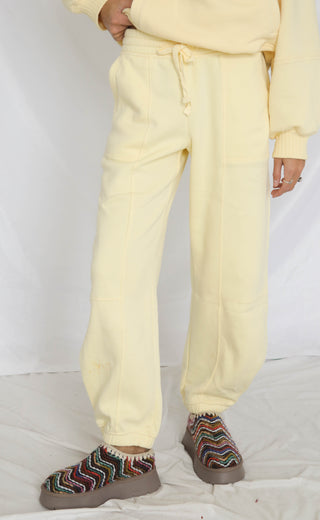 banana cream fleece lounge set