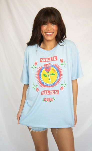 daydreamer: willie nelson rose label merch tee – Riffraff