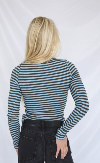 can't shake you stripe top - blue