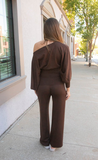 weekend travel lounge set - brown