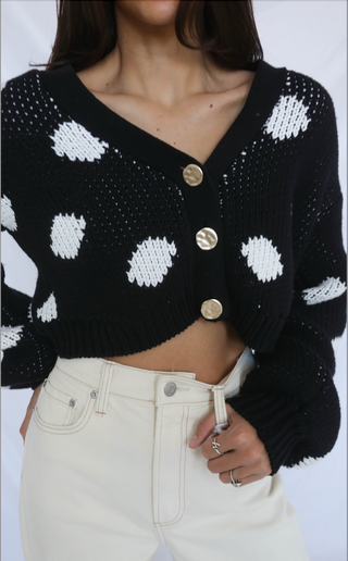 show me your mumu: clemmie cardi