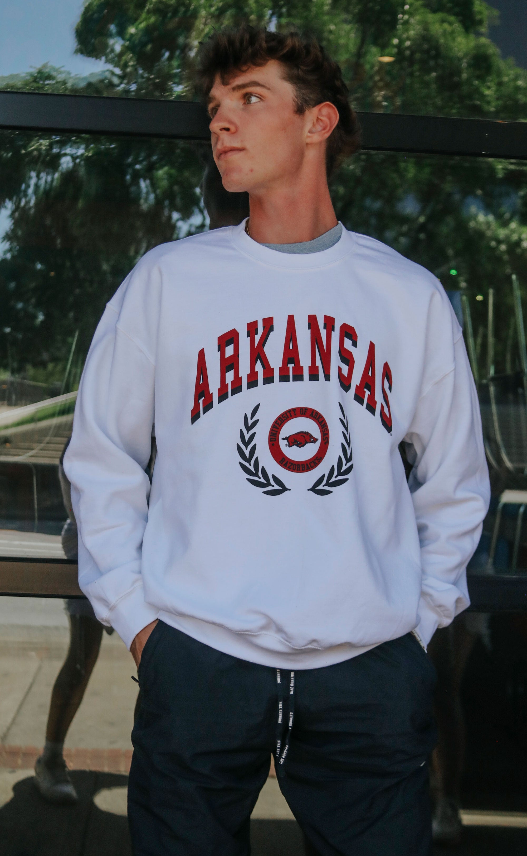 charlie southern: hogs vault sweatshirt – Riffraff