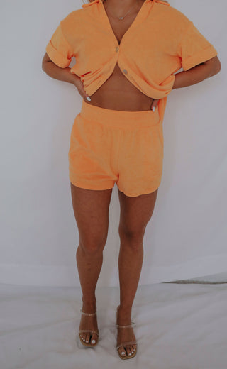 show me your mumu: russell shorts - orange