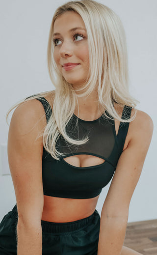 l space: harness your power crop - black