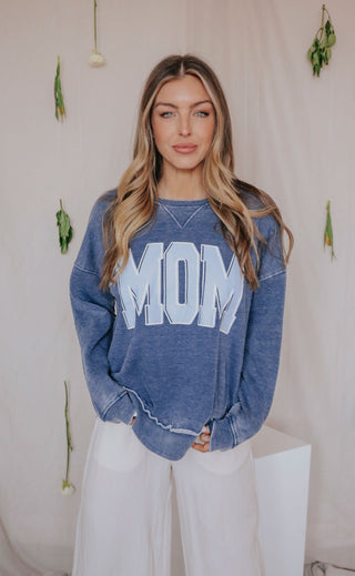 charlie southern: mom hi low sweatshirt - blue