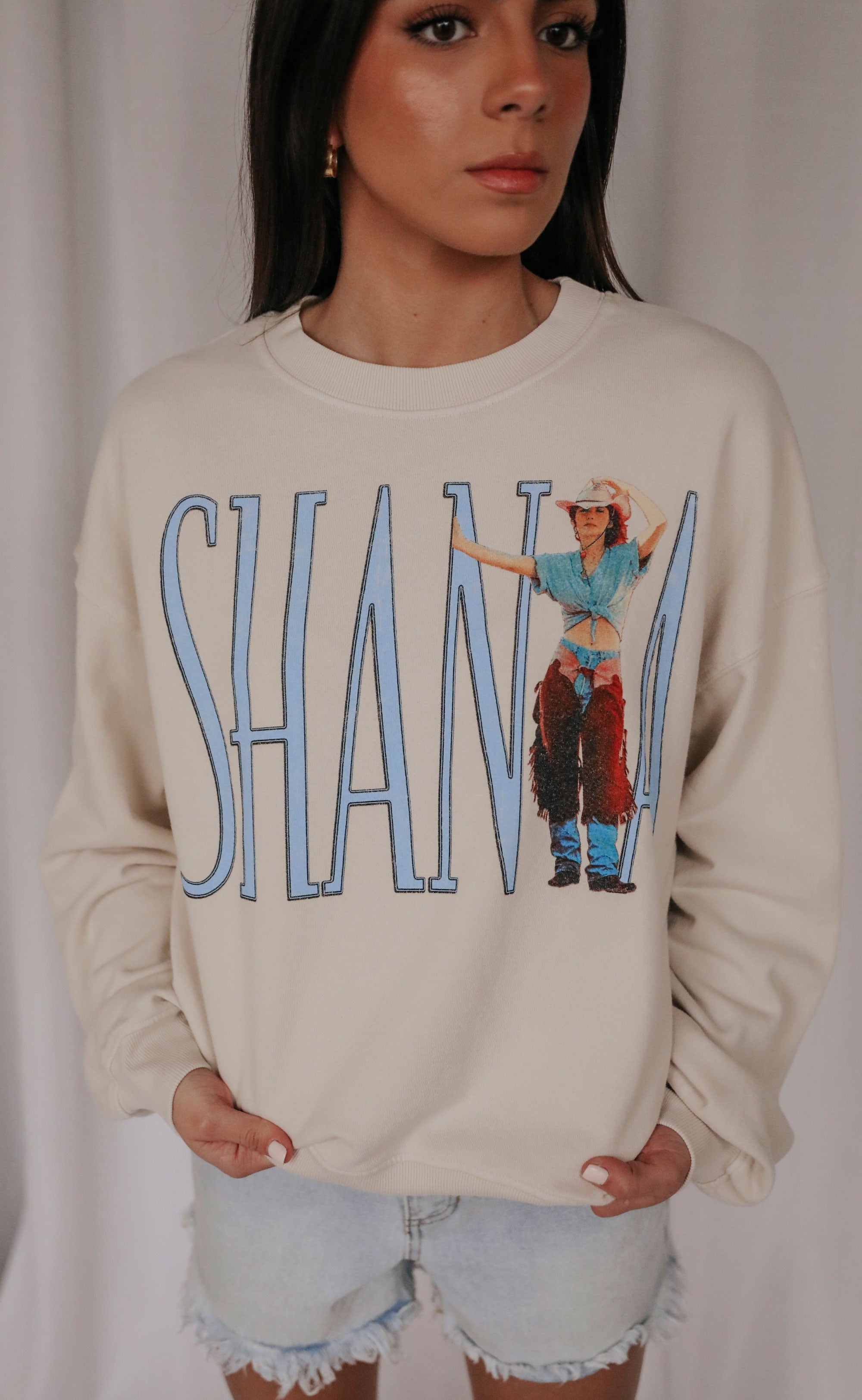 daydreamer shania sweatshirt