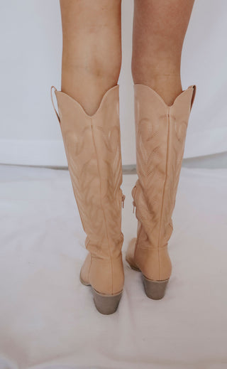 cash cowboy boot - nude