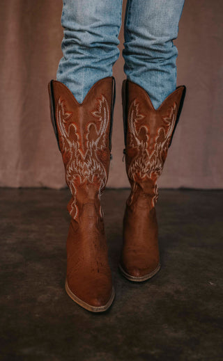 hazel eyes cowboy boots