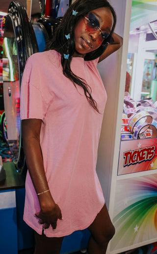 z supply: relaxed t shirt dress - pink